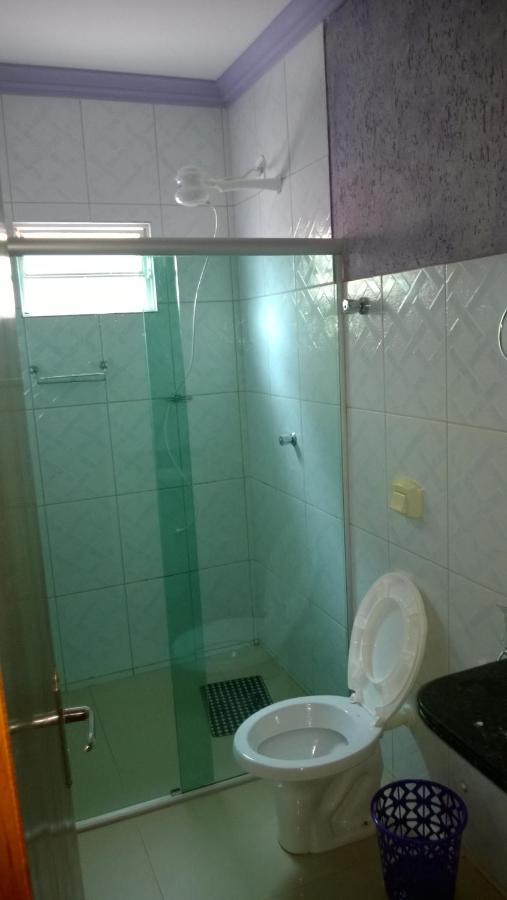 Otima Casa Caldas Novas 2 Km Do Centro Para Ate 14 Pesssoas Com Piscina Aquecida, Churrrasqueira, Wifi Εξωτερικό φωτογραφία